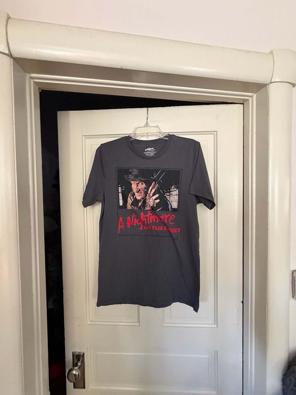 A Nightmare on Elm Street Graphic T-Shirt Size M Charcoal Freddy Krueger